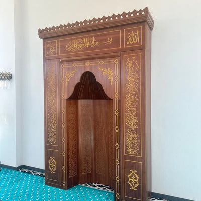 Modüler CNC İşlemeli Mihrap – Altın Varak Detaylı