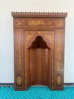 Modüler CNC İşlemeli Mihrap – Altın Varak Detaylı