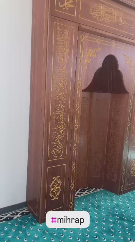 Modüler CNC İşlemeli Mihrap – Altın Varak Detaylı